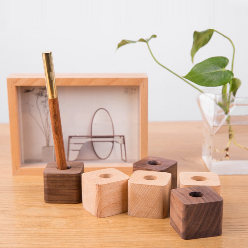 Creative Wooden Pen Holder Minimalist Ornament